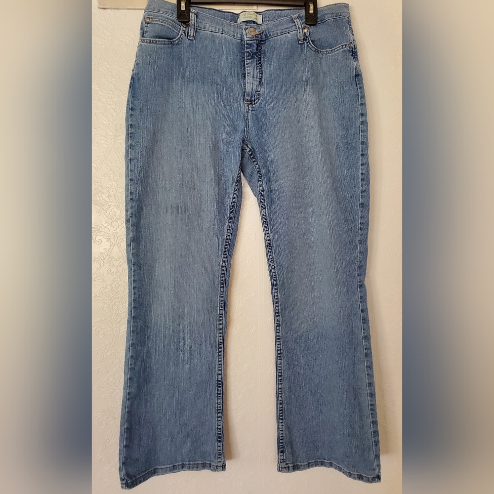 Women's Wranglers Jeans Size 14 X 32 - Picture 8 of 11